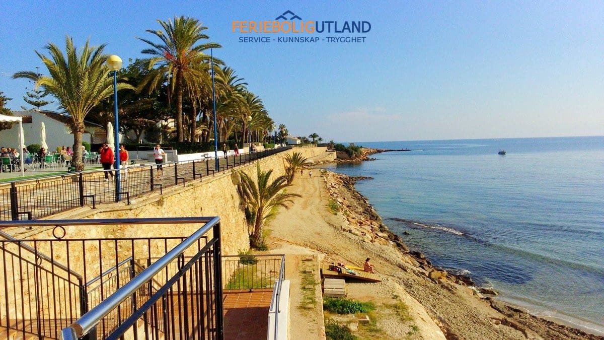 2 sovrum Lägenhet till salu i Orihuela Costa med pool garage - 153 000 € (Ref: 10043486)