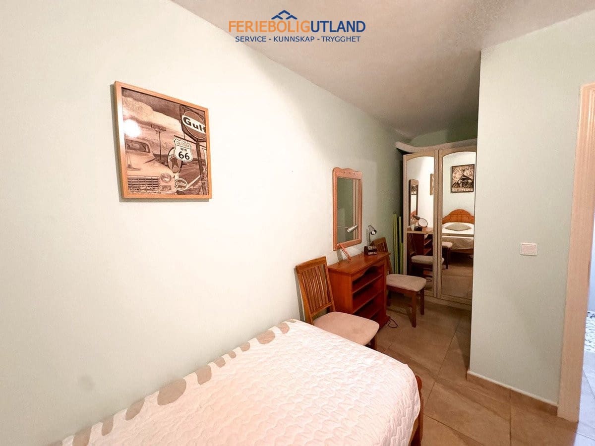 4 Zimmer Haus zu verkaufen in Playa Flamenca mit Pool Garage - 240.000 € (Ref: 10043487)