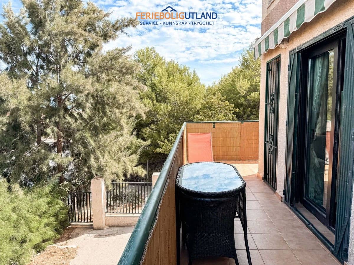 4 Zimmer Haus zu verkaufen in Playa Flamenca mit Pool Garage - 240.000 € (Ref: 10043487)