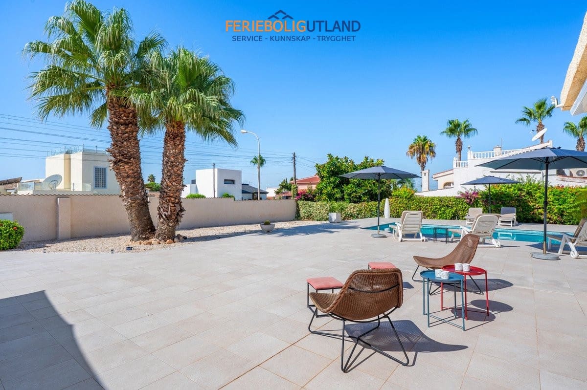 3 sovrum Villa till salu i Ciudad Quesada med pool garage - 575 000 € (Ref: 10043488)