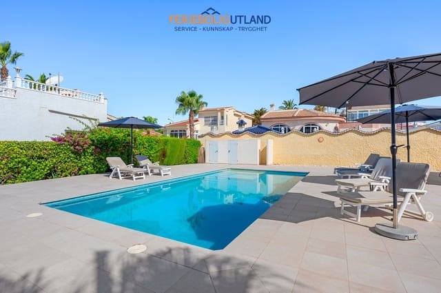 3 quarto Moradia para venda em Ciudad Quesada, Rojales com piscina garagem - 575 000 € (Ref: 10043488)
