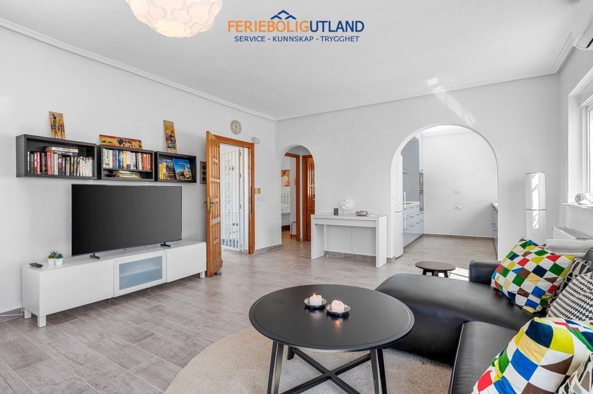 3 sovrum Villa till salu i Ciudad Quesada med pool garage - 575 000 € (Ref: 10043488)