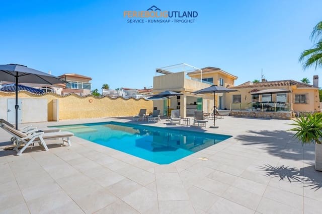 3 quarto Moradia para venda em Ciudad Quesada, Rojales com piscina garagem - 575 000 € (Ref: 10043488)