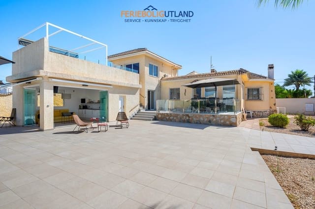 3 quarto Moradia para venda em Ciudad Quesada, Rojales com piscina garagem - 575 000 € (Ref: 10043488)