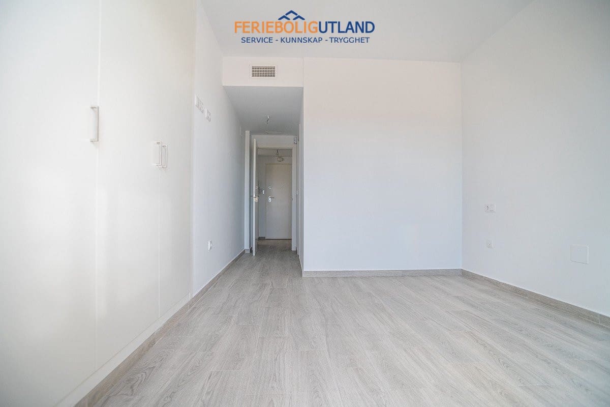3 soverom Leilighet til salgs i Villamartin med svømmebasseng garasje - € 360 000 (Ref: 10043489)