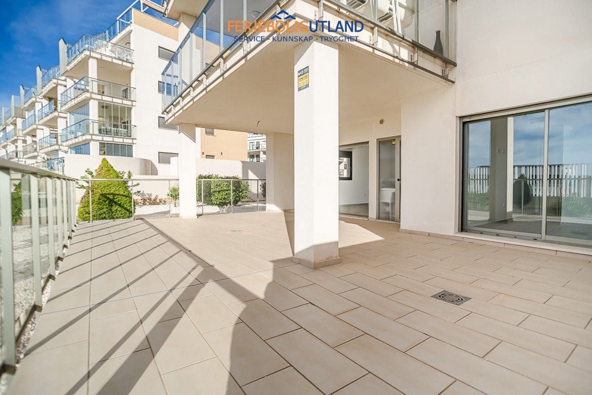 3 soverom Leilighet til salgs i Villamartin med svømmebasseng garasje - € 360 000 (Ref: 10043489)