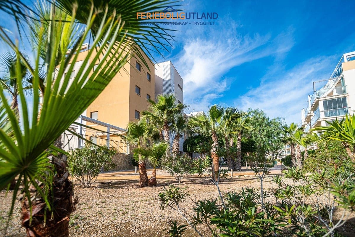 3 soverom Leilighet til salgs i Villamartin med svømmebasseng garasje - € 360 000 (Ref: 10043489)