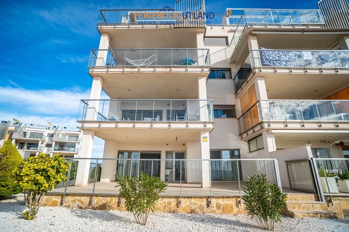 3 soverom Leilighet til salgs i Villamartin med svømmebasseng garasje - € 360 000 (Ref: 10043489)