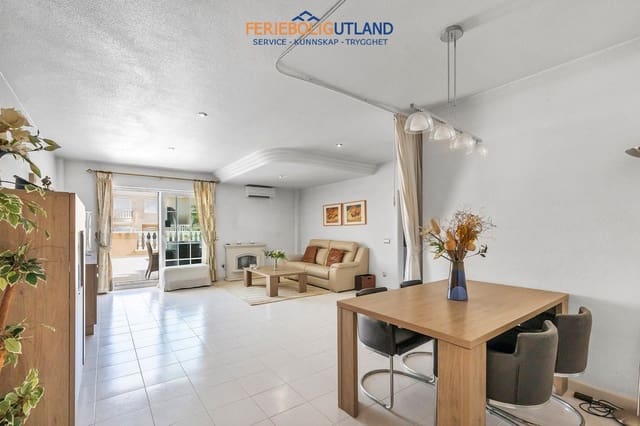 2 chambre Appartement à vendre à El Moncayo, Guardamar del Segura avec piscine garage - 329 000 € (Ref: 10044097)