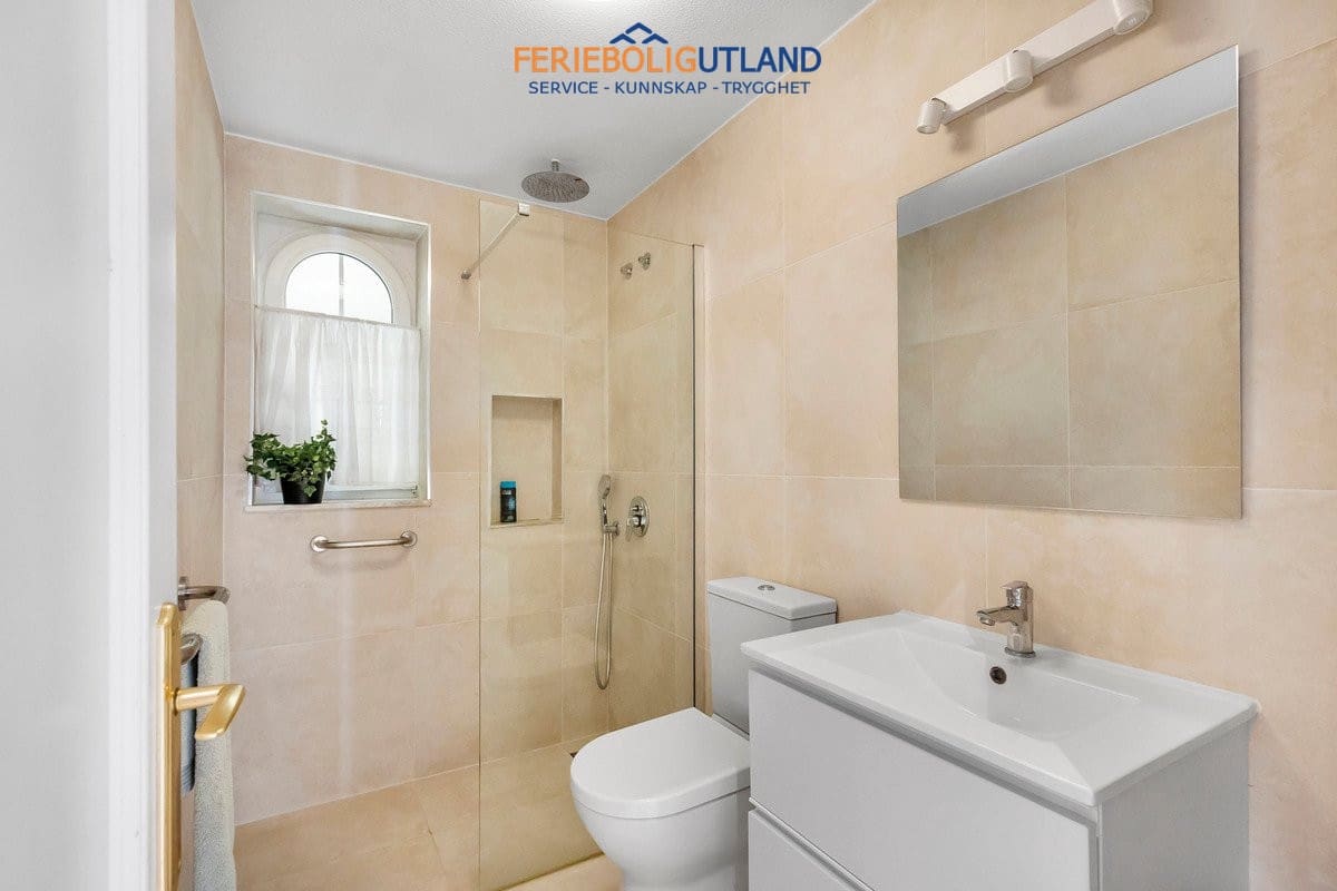 2 chambre Appartement à vendre à Guardamar del Segura avec piscine garage - 329 000 € (Ref: 10044097)