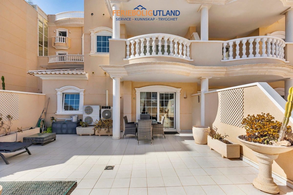 2 chambre Appartement à vendre à Guardamar del Segura avec piscine garage - 329 000 € (Ref: 10044097)