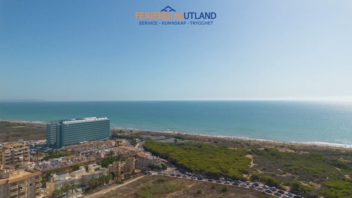 2 chambre Appartement à vendre à Guardamar del Segura avec piscine garage - 329 000 € (Ref: 10044097)