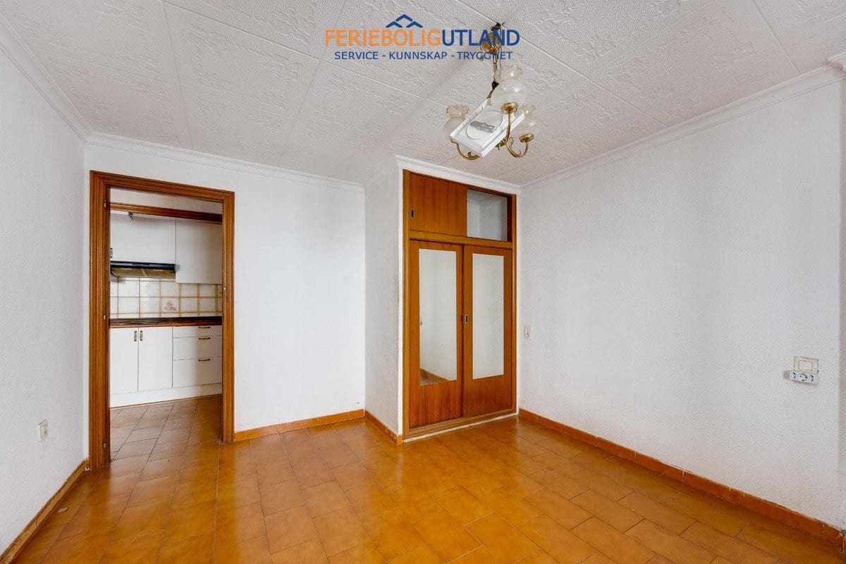 1 quarto Apartamento para venda em Torrevieja com piscina - 175 000 € (Ref: 10044103)