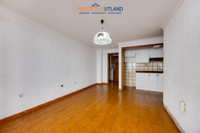 1 quarto Apartamento para venda em Playa de los Náufragos, Torrevieja com piscina - 175 000 € (Ref: 10044103)