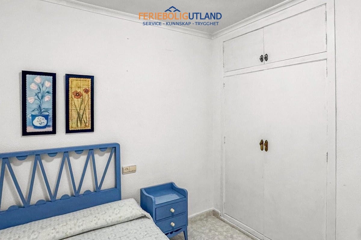 3 bedroom Apartment for sale in Torrevieja with garage - € 350,000 (Ref: 10044104)
