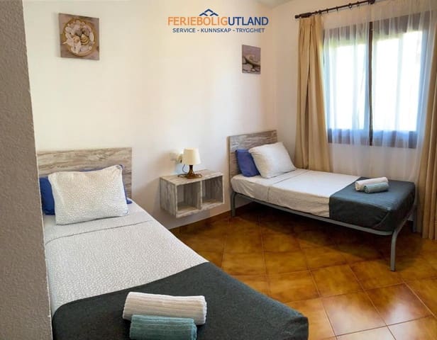 2 Zimmer Apartment zu verkaufen in Cabo Roig, Orihuela mit Pool - 245.000 € (Ref: 10044105)