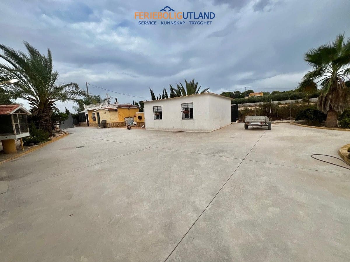 1 bedroom Villa for sale in Daya Vieja with pool garage - € 195,000 (Ref: 10045759)