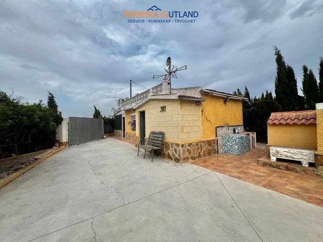 Chalet de 1 habitación en Daya Vieja en venta con piscina garaje - 195.000 € (Ref: 10045759)