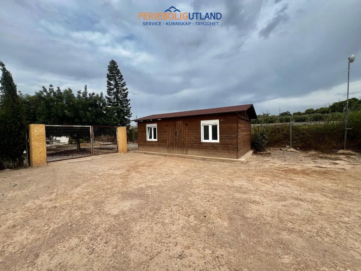 1 bedroom Villa for sale in Daya Vieja with pool garage - € 195,000 (Ref: 10045759)