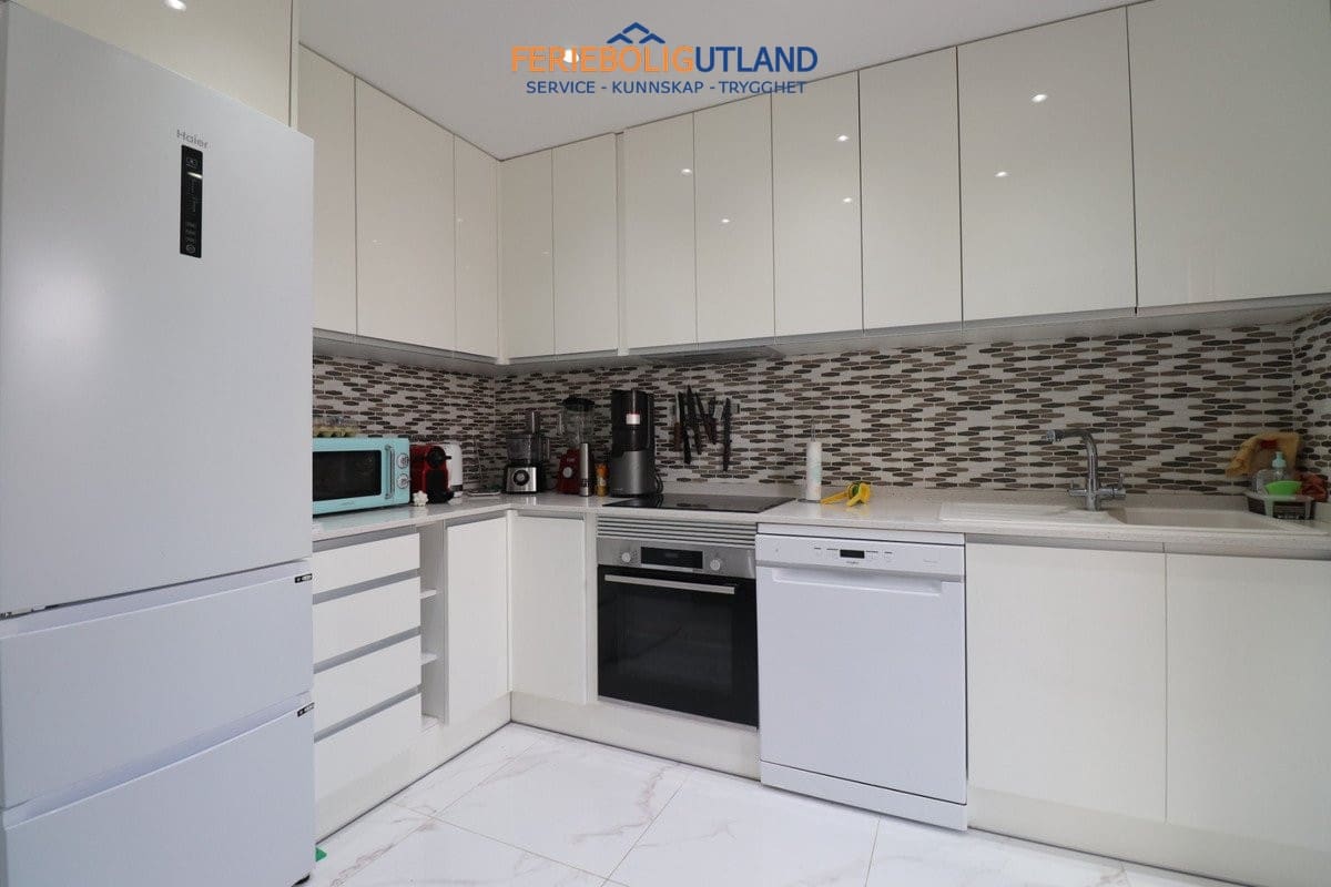 2 bedroom Townhouse for sale in Benijofar with pool - € 205,000 (Ref: 10045760)
