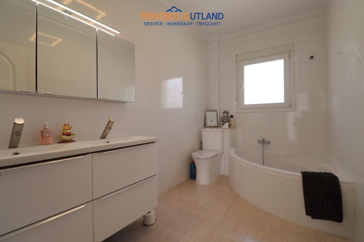 2 bedroom Townhouse for sale in Benijofar with pool - € 205,000 (Ref: 10045760)