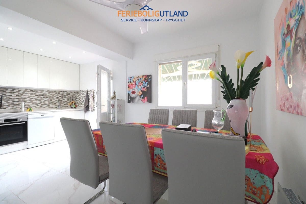 2 bedroom Townhouse for sale in Benijofar with pool - € 205,000 (Ref: 10045760)
