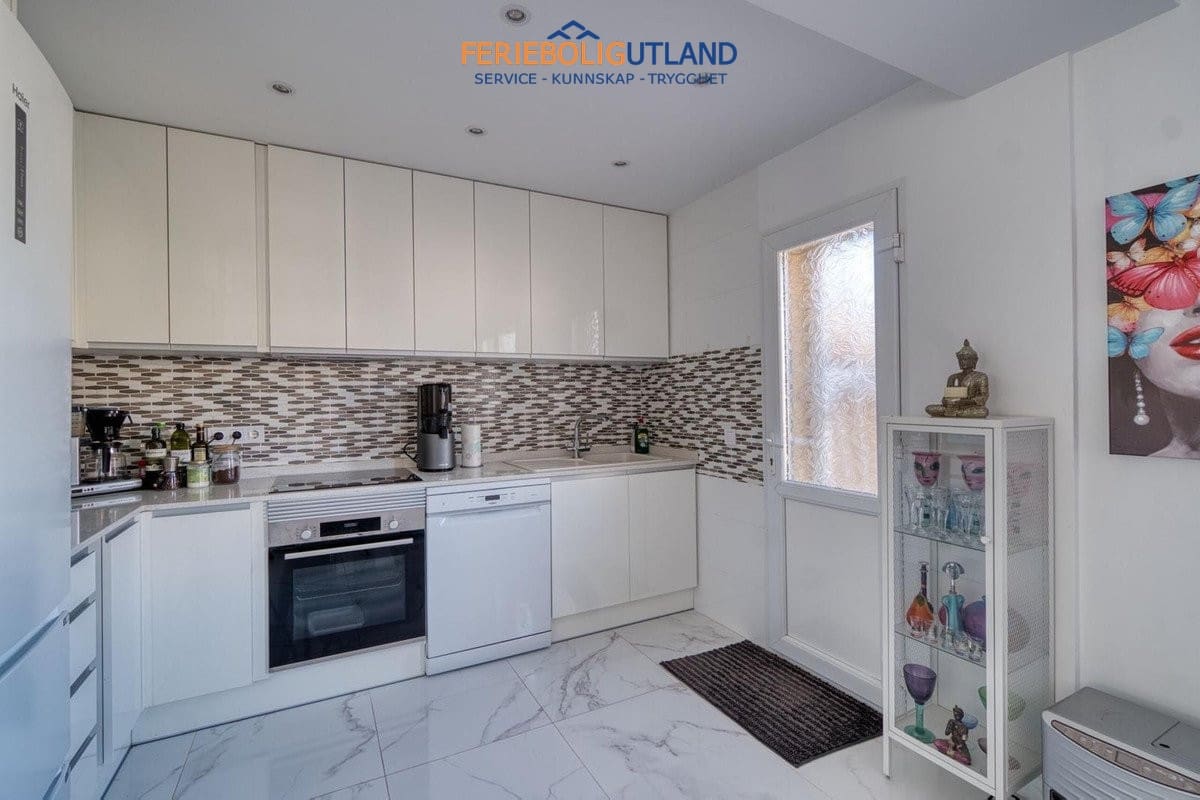 2 bedroom Townhouse for sale in Benijofar with pool - € 205,000 (Ref: 10045760)