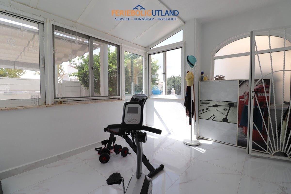 2 bedroom Townhouse for sale in Benijofar with pool - € 205,000 (Ref: 10045760)