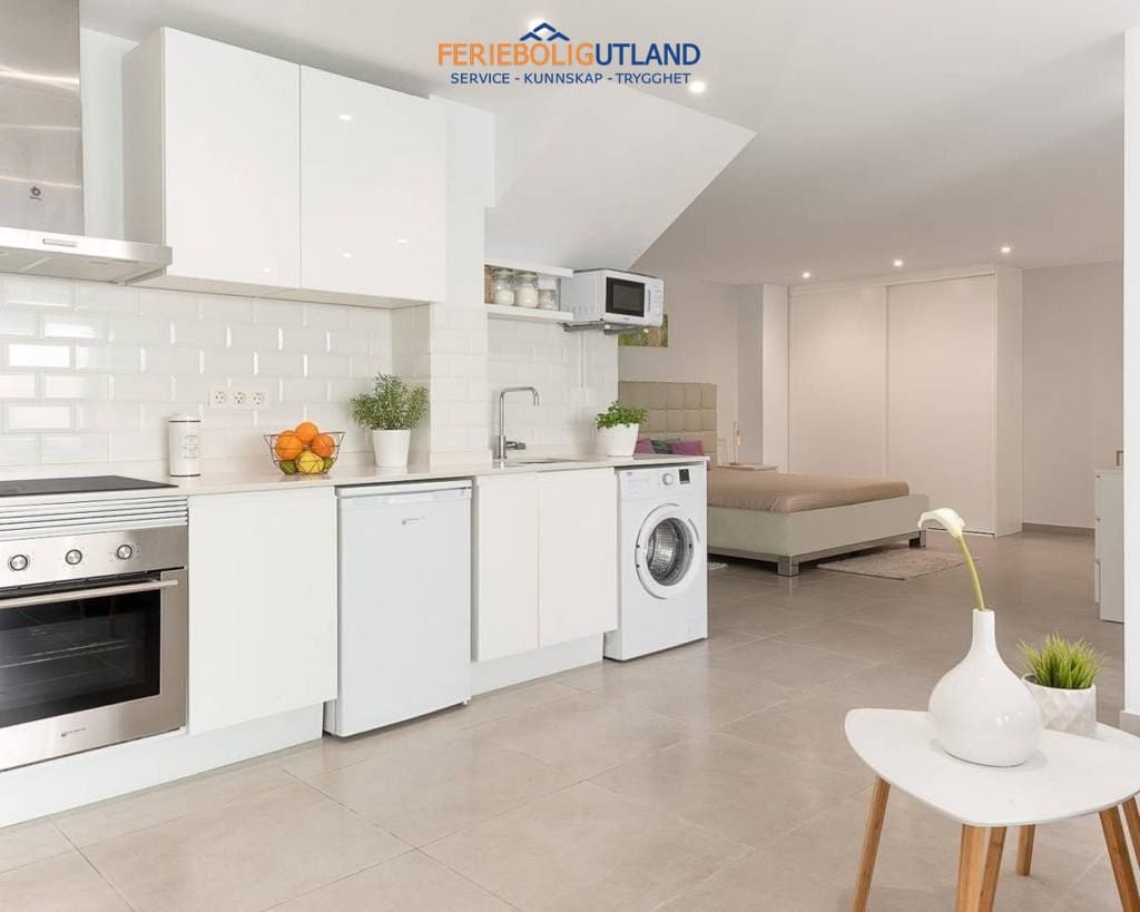 4 bedroom Villa for sale in Benijofar with pool garage - € 480,000 (Ref: 10045761)