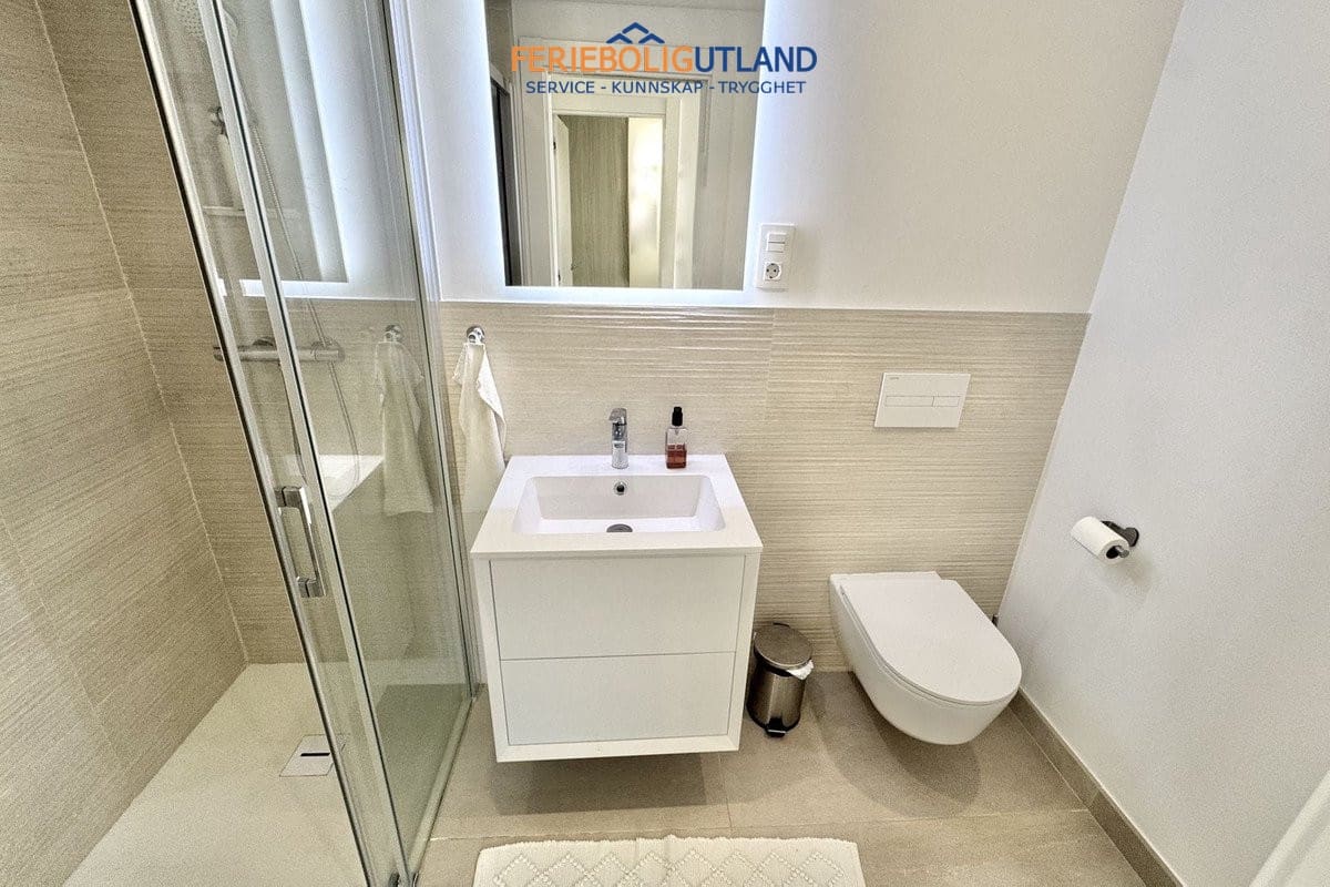 Ático de 3 habitaciones en Carvajal en venta con piscina garaje - 1.295.000 € (Ref: 10045866)