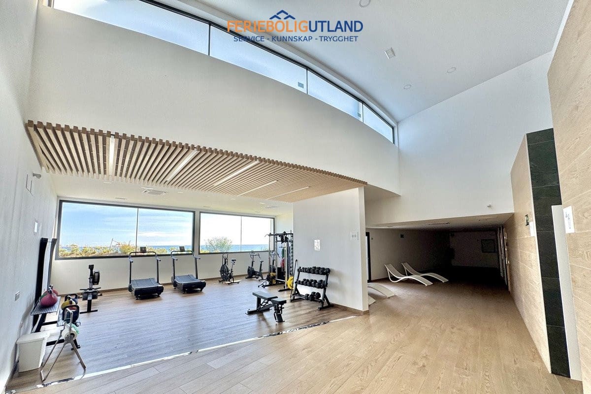 Ático de 3 habitaciones en Carvajal en venta con piscina garaje - 1.295.000 € (Ref: 10045866)