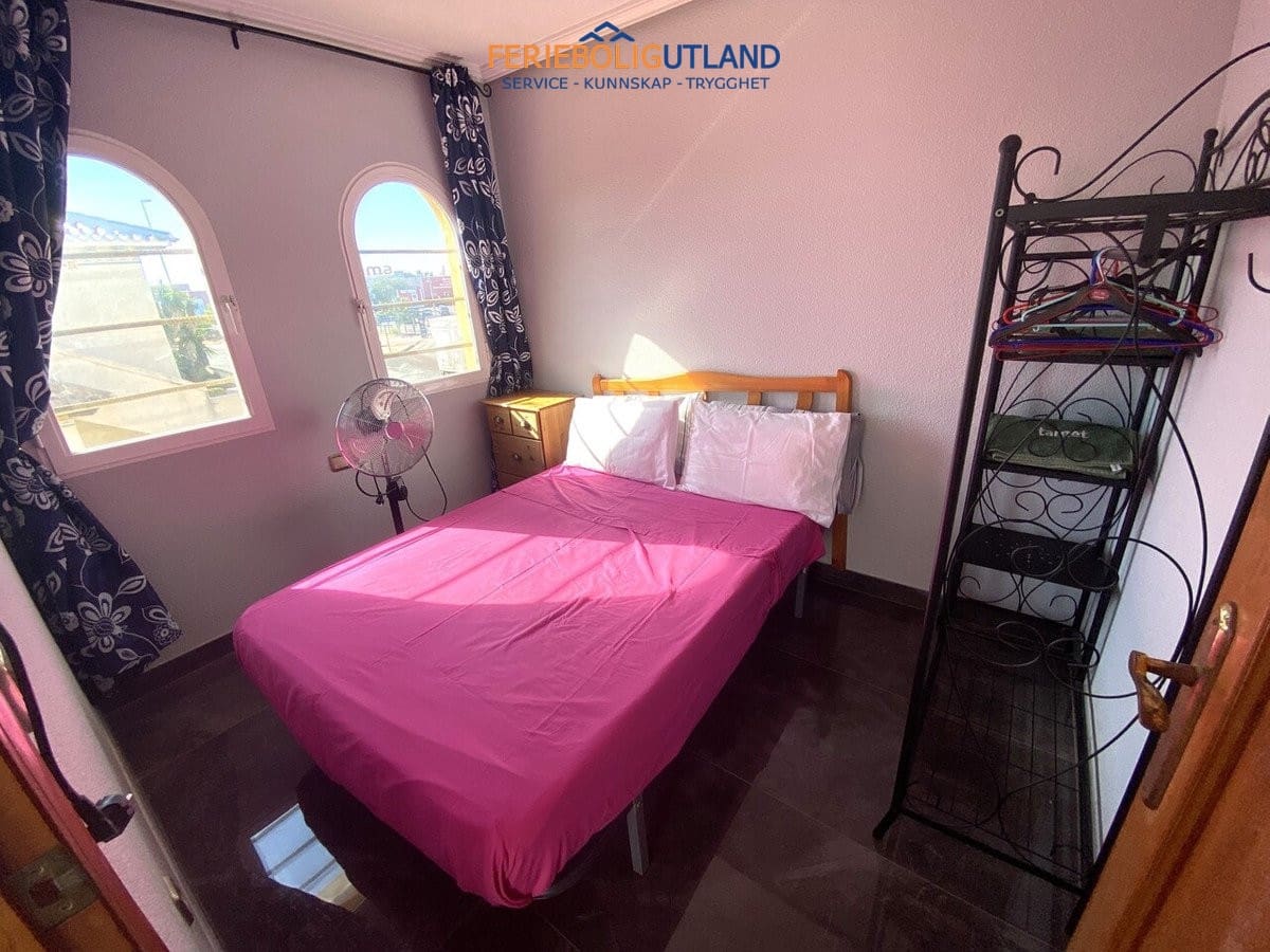 5 sypialnia Willa na sprzedaż w La Zenia z basenem garażem - 359 995 € (Ref: 10045867)
