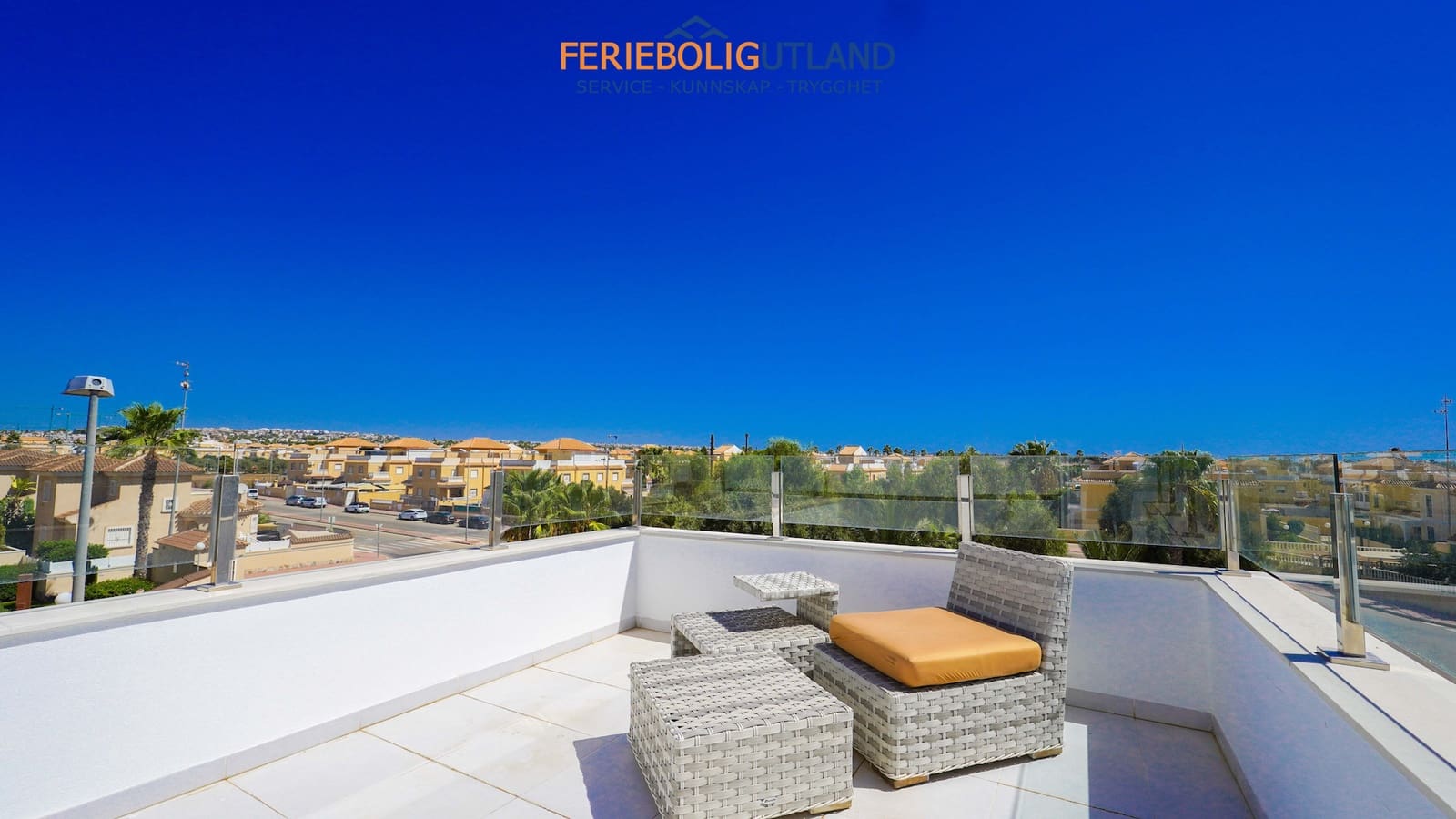 3 chambre Villa/Maison à vendre à Ciudad Quesada avec piscine garage - 439 000 € (Ref: 10052077)