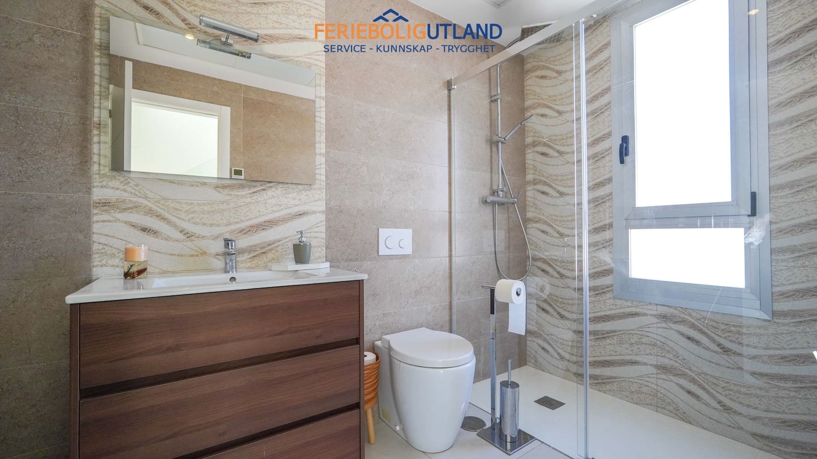 3 chambre Villa/Maison à vendre à Ciudad Quesada avec piscine garage - 439 000 € (Ref: 10052077)