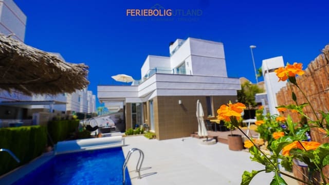 3 chambre Villa/Maison à vendre à Ciudad Quesada, Rojales avec piscine garage - 439 000 € (Ref: 10052077)