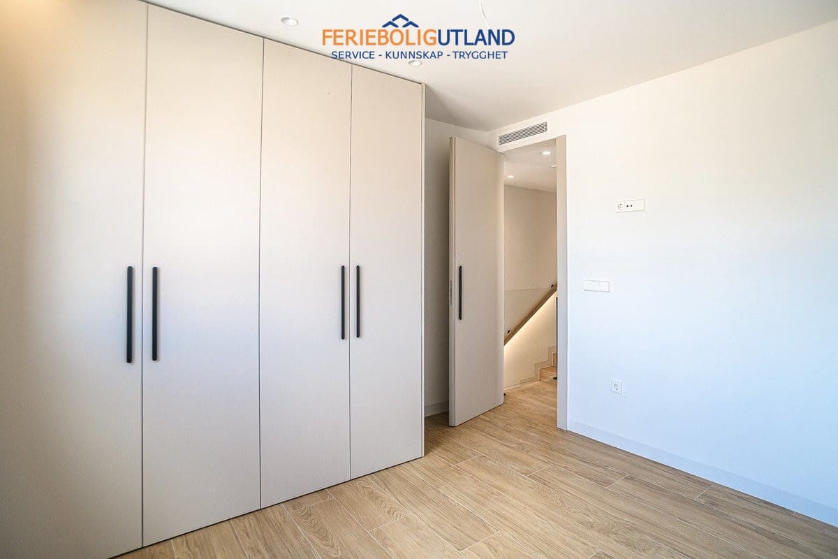 3 Zimmer Villa zu verkaufen in Santiago de la Ribera mit Pool Garage - 519.000 € (Ref: 10054309)