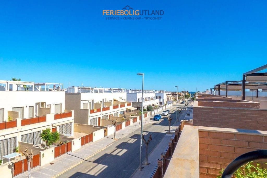 2 slaapkamer Penthouse te koop in Torre de la Horadada met zwembad garage - € 259.000 (Ref: 10054311)
