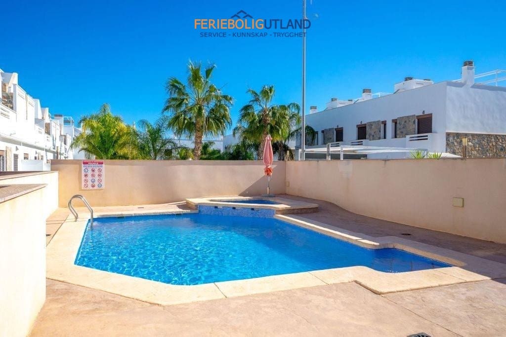 2 slaapkamer Penthouse te koop in Torre de la Horadada met zwembad garage - € 259.000 (Ref: 10054311)