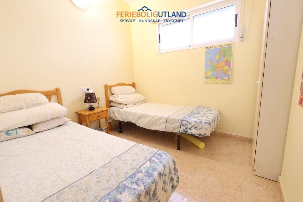 2 chambre Appartement à vendre à Torrevieja avec piscine - 142 000 € (Ref: 10054312)