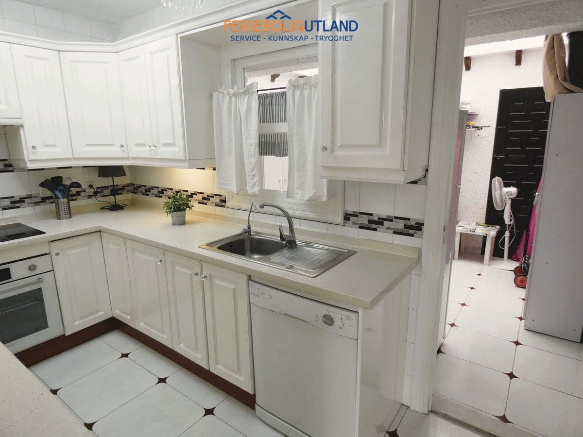 3 sypialnia Willa na sprzedaż w Cabo Roig z basenem garażem - 320 000 € (Ref: 10054314)