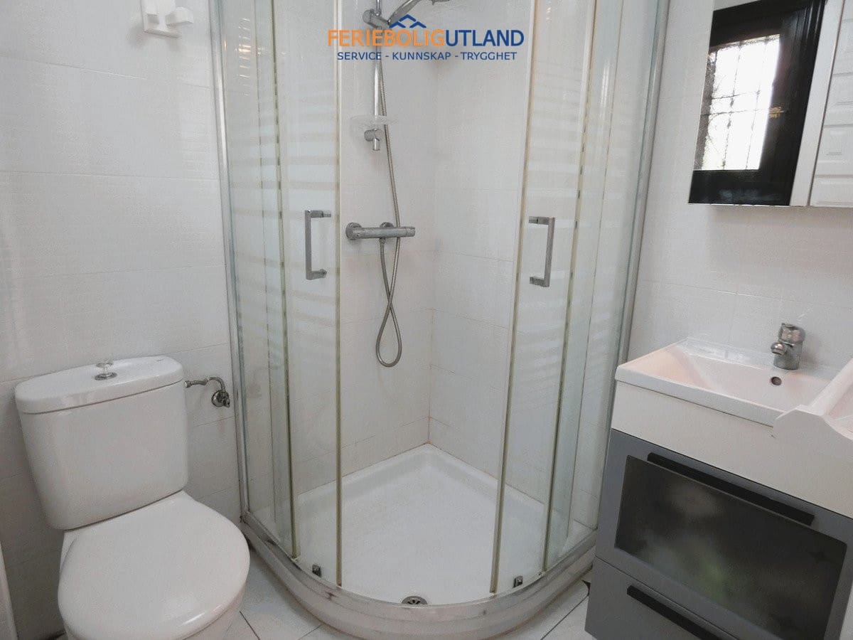 3 sypialnia Willa na sprzedaż w Cabo Roig z basenem garażem - 320 000 € (Ref: 10054314)