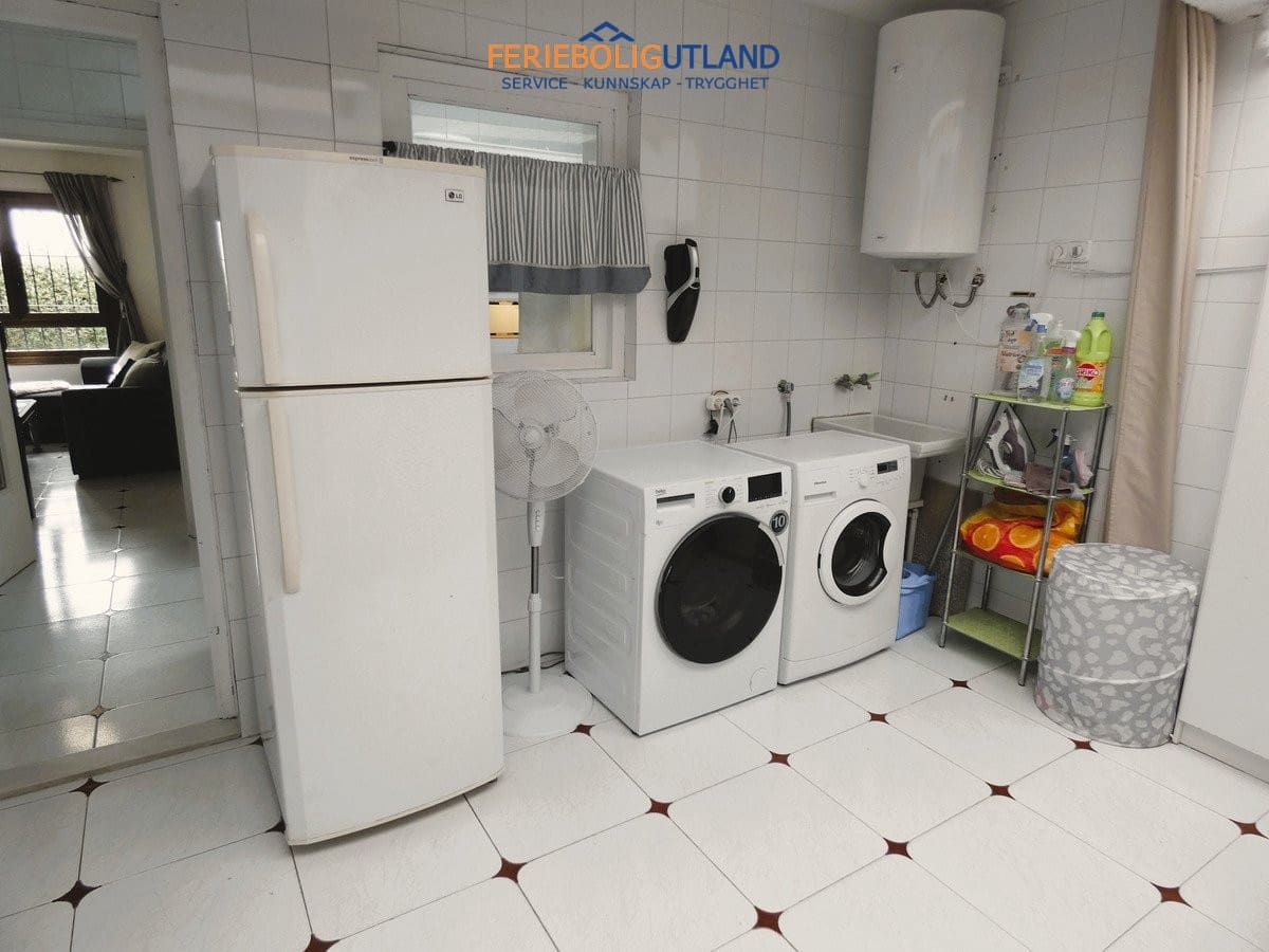 3 sypialnia Willa na sprzedaż w Cabo Roig z basenem garażem - 320 000 € (Ref: 10054314)