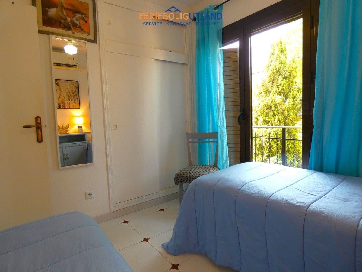 3 sypialnia Willa na sprzedaż w Cabo Roig z basenem garażem - 320 000 € (Ref: 10054314)