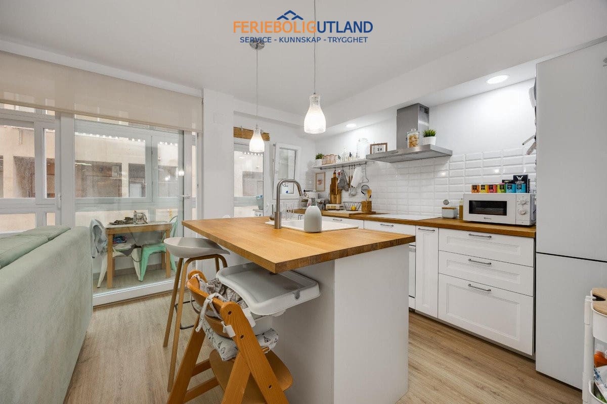 3 bedroom Apartment for sale in Torrevieja - € 185,000 (Ref: 10054315)