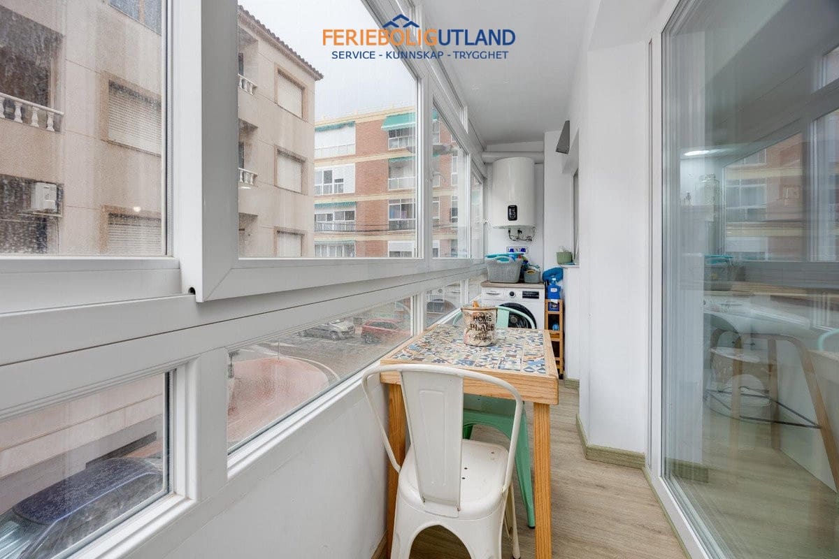 3 bedroom Apartment for sale in Torrevieja - € 185,000 (Ref: 10054315)