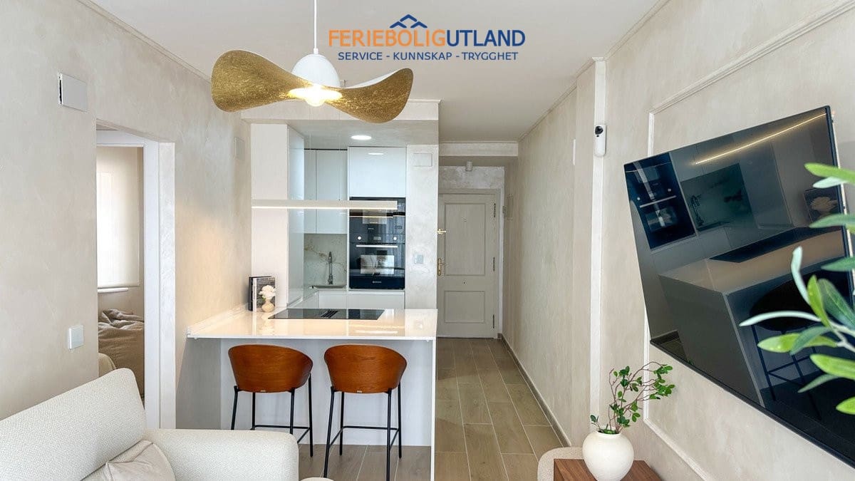2 sypialnia Penthouse na sprzedaż w Torrevieja z basenem - 159 995 € (Ref: 10054316)