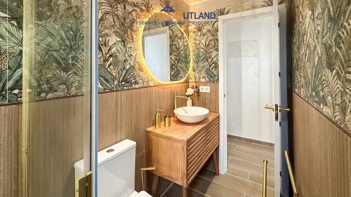 2 sypialnia Penthouse na sprzedaż w Torrevieja z basenem - 159 995 € (Ref: 10054316)