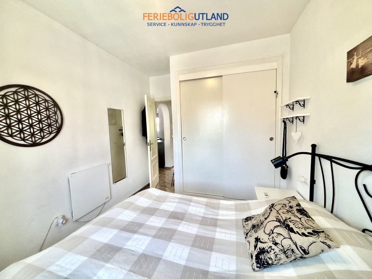 2 soverom Leilighet til salgs i La Zenia med svømmebasseng garasje - € 189 000 (Ref: 10054318)