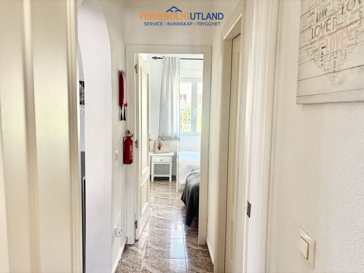 2 soverom Leilighet til salgs i La Zenia med svømmebasseng garasje - € 189 000 (Ref: 10054318)