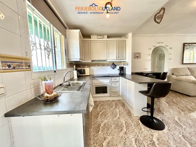 2 soverom Leilighet til salgs i La Zenia, Orihuela med svømmebasseng garasje - € 189 000 (Ref: 10054318)